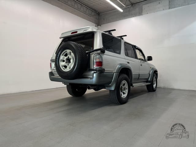 1995 Toyota Hilux Surf JDM car for sale — photo 13 of 25