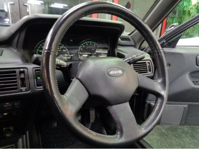 1990 Mitsubishi Galant JDM car for sale — photo 17 of 25
