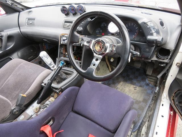 1989 Nissan Skyline JDM car for sale — photo 7 of 25
