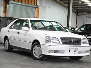 2000 Toyota Crown JDM car for sale
