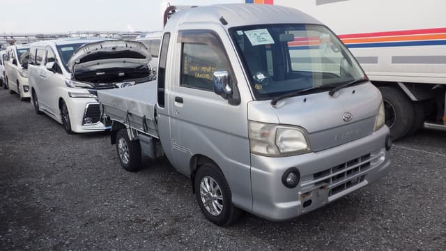 2006 Daihatsu Hijet JDM car for sale — photo 2 of 16