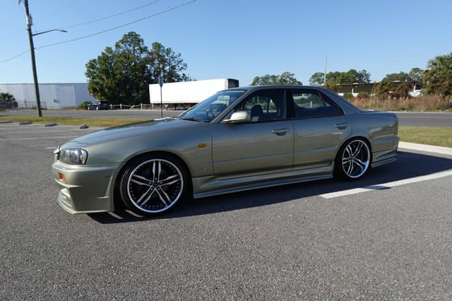 1998 Nissan Skyline JDM car for sale — photo 11 of 18