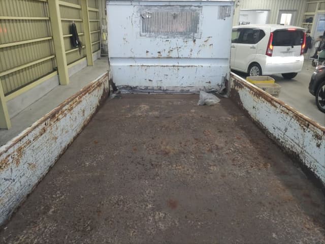 1996 Isuzu Elf JDM car for sale — photo 5 of 6