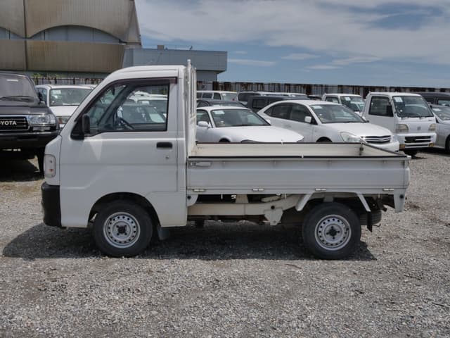 1999 Daihatsu Hijet JDM car for sale — photo 8 of 25