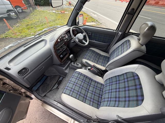1997 Daihatsu Atrai JDM car for sale — photo 19 of 25