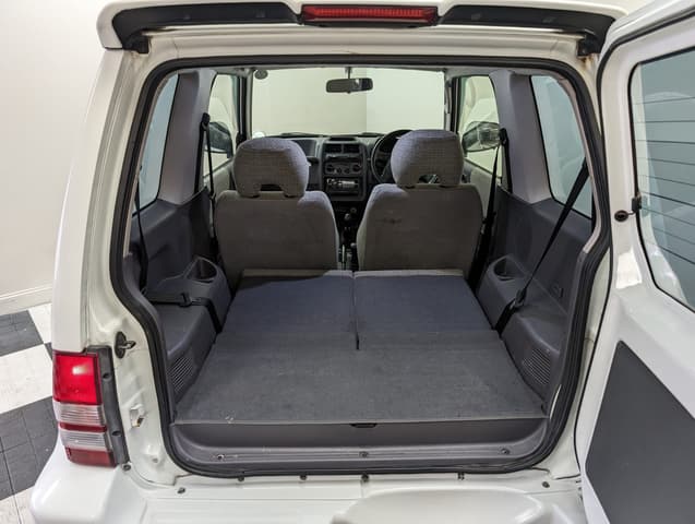 1996 Mitsubishi Pajero JDM car for sale — photo 24 of 24
