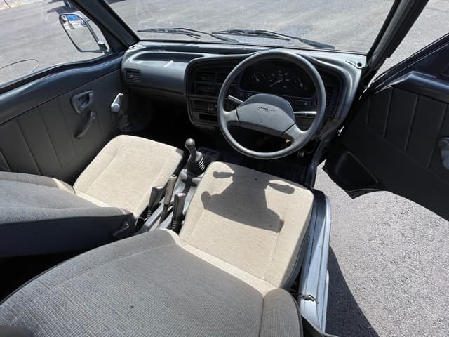 1991 Suzuki Every JDM car for sale — photo 18 of 25