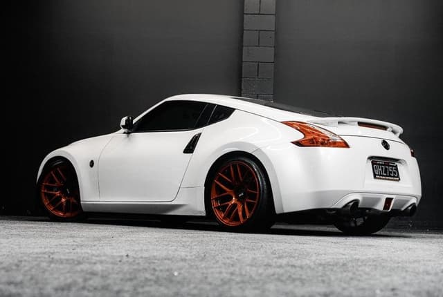 2009 Nissan Fairlady Z JDM car for sale — photo 8 of 10