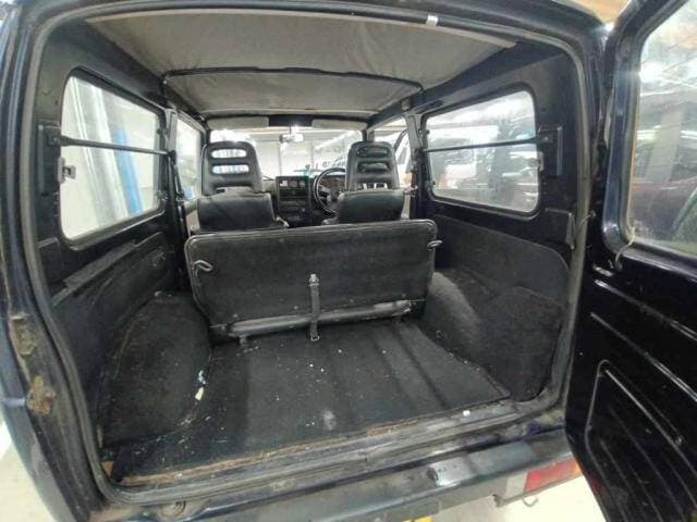 1993 Suzuki Jimny JDM car for sale — photo 7 of 12