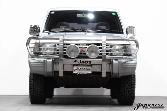 1995 Mitsubishi Pajero JDM car for sale — photo 2 of 25
