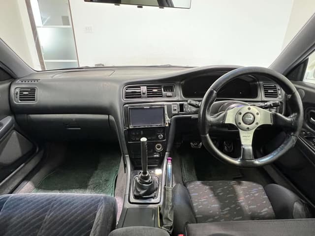 1998 Toyota Chaser JDM car for sale — photo 10 of 25
