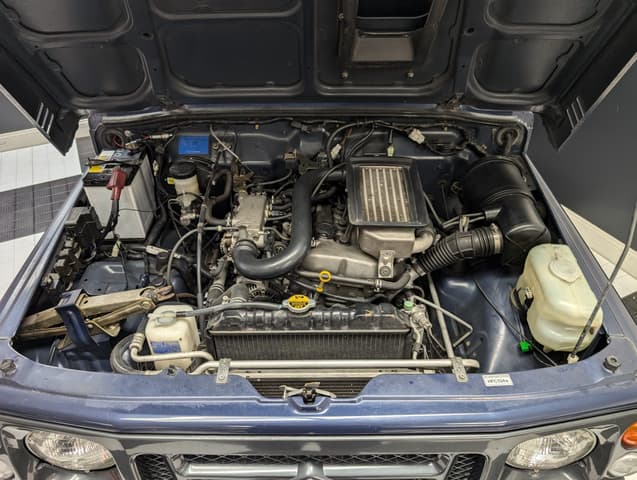 1996 Suzuki Jimny JDM car for sale — photo 24 of 25