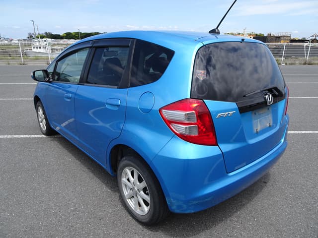 2008 Honda Fit JDM car for sale — photo 3 of 10