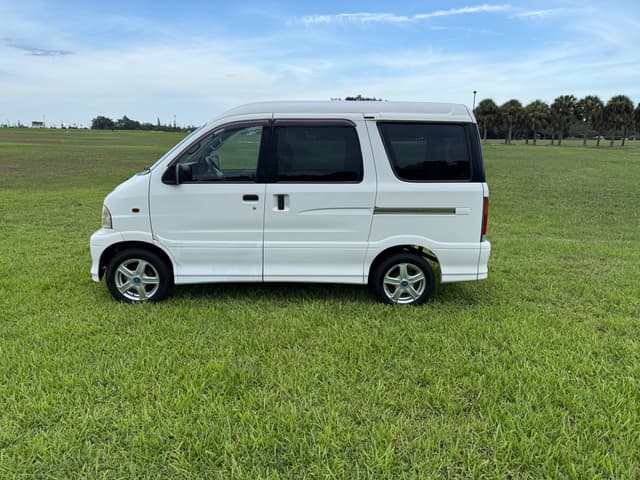 2001 Daihatsu Atrai JDM car for sale — photo 7 of 25