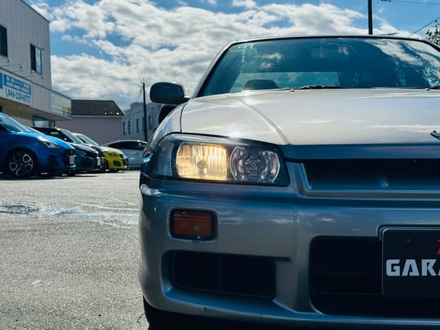 1998 Nissan Skyline JDM car for sale — photo 13 of 25
