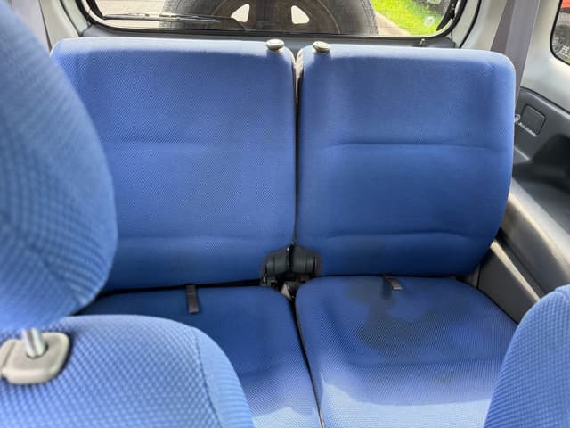 2001 Suzuki Jimny JDM car for sale — photo 11 of 12