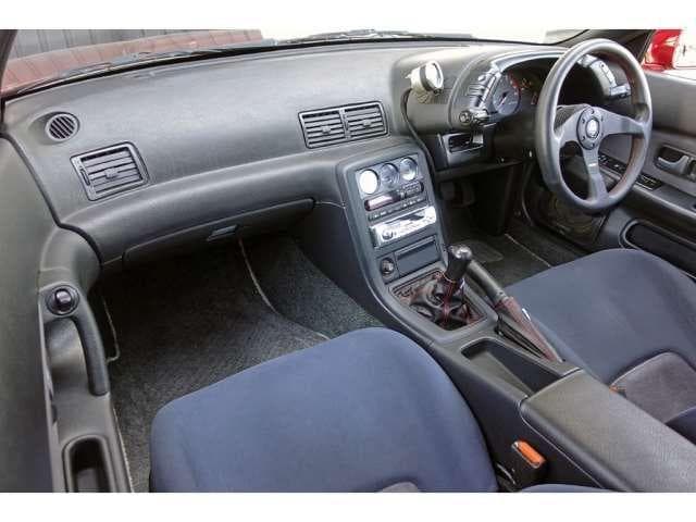 1991 Nissan Skyline JDM car for sale — photo 7 of 18