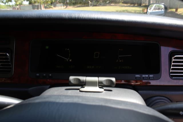2000 Toyota Century JDM car for sale — photo 21 of 25