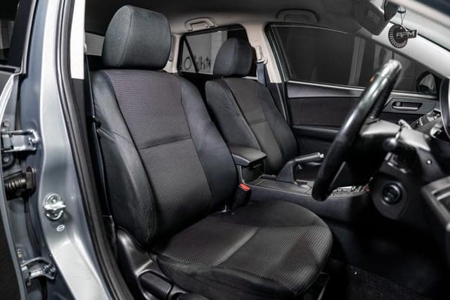 2012 Mazda Axela JDM car for sale — photo 14 of 17