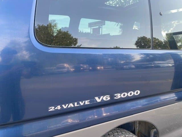 2000 Mitsubishi Delica JDM car for sale — photo 9 of 18
