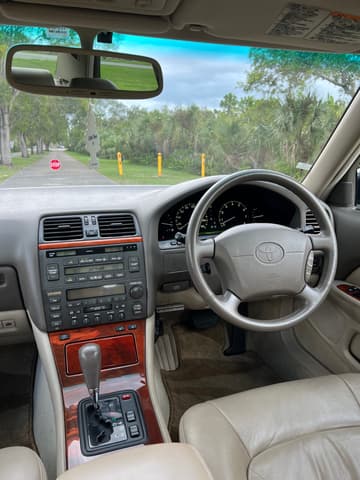 1995 Toyota Celsior JDM car for sale — photo 23 of 25