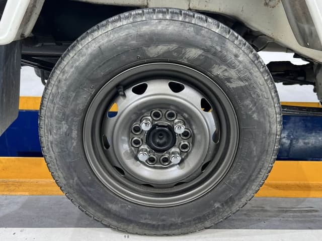 2000 Daihatsu Hijet JDM car for sale — photo 16 of 25