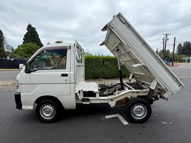 1999 Daihatsu Hijet JDM car for sale — photo 5 of 25