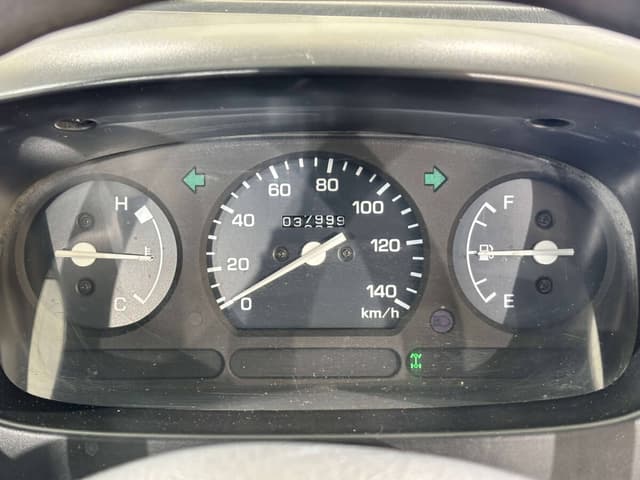 2001 Daihatsu Hijet JDM car for sale — photo 7 of 24