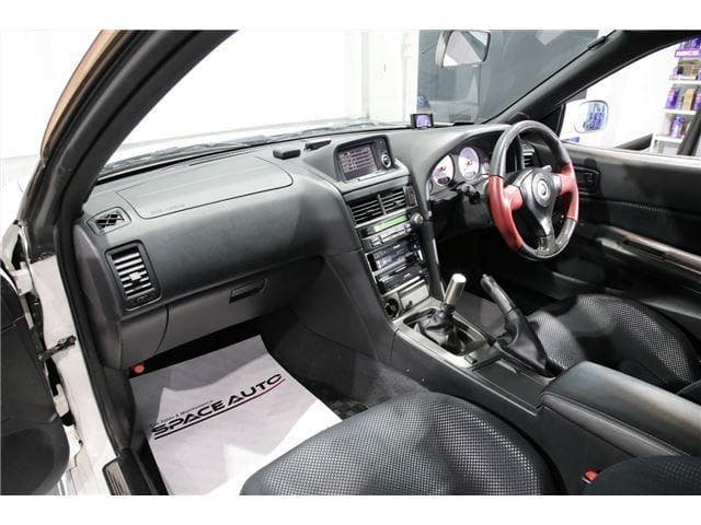 2000 Nissan Skyline JDM car for sale — photo 9 of 25