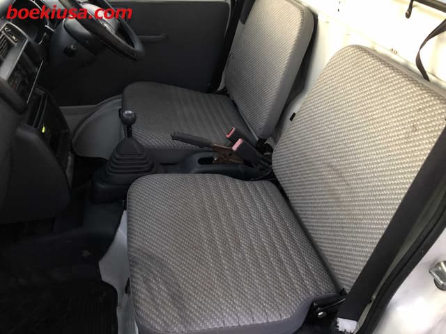 2000 Daihatsu Hijet JDM car for sale — photo 10 of 22