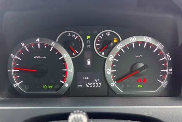 2009 Toyota Alphard JDM car for sale — photo 11 of 25