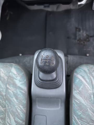 2000 Suzuki Carry JDM car for sale — photo 18 of 24