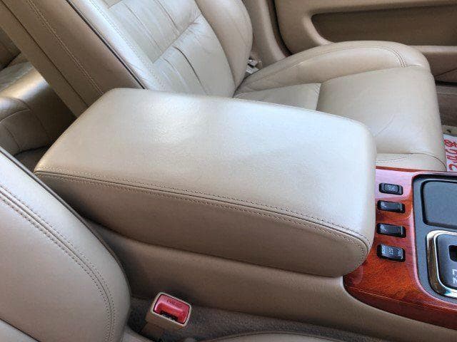 2001 Toyota Aristo JDM car for sale — photo 11 of 24