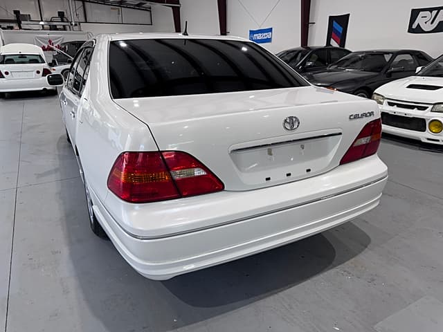 2000 Toyota Celsior JDM car for sale — photo 4 of 25