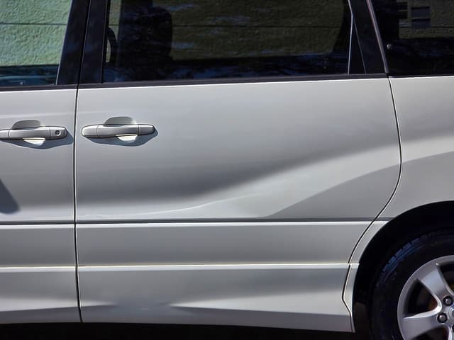2000 Toyota Estima JDM car for sale — photo 20 of 25