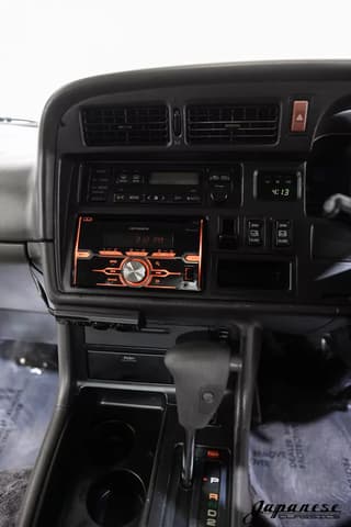 1997 Toyota HiAce JDM car for sale — photo 10 of 25