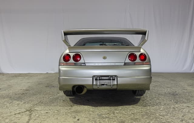 1998 Nissan Skyline JDM car for sale — photo 6 of 9