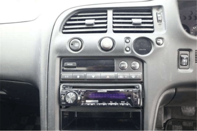 1997 Nissan Skyline JDM car for sale — photo 15 of 21