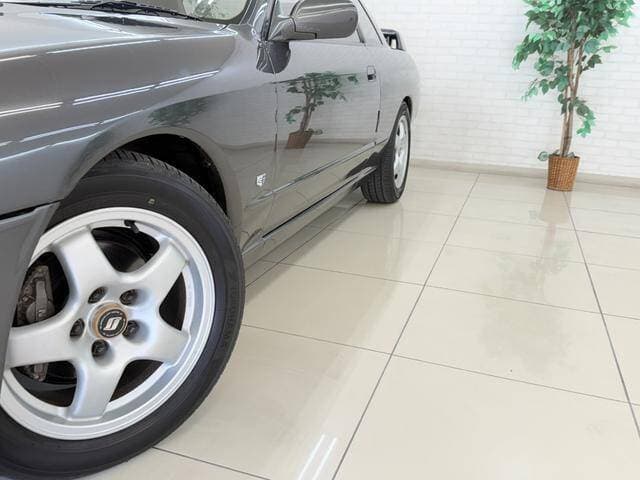 1991 Nissan Skyline JDM car for sale — photo 5 of 18