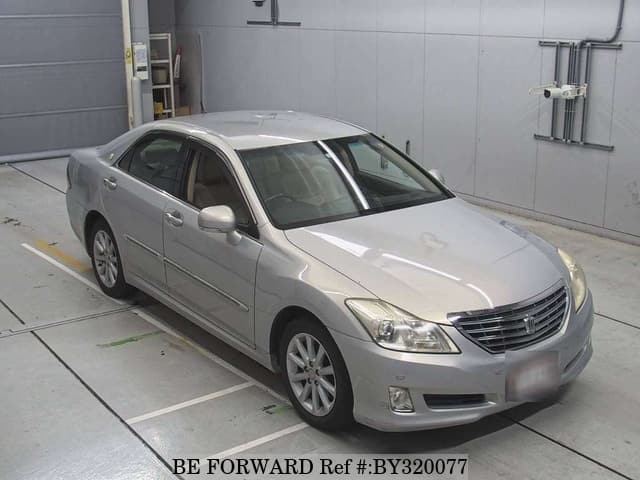 2008 Toyota Crown JDM car for sale — photo 6 of 8