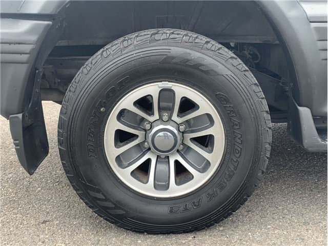 1992 Mitsubishi Pajero JDM car for sale — photo 11 of 25