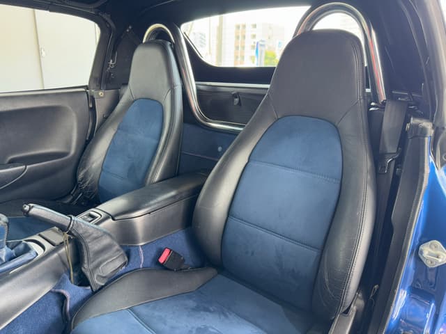 1999 Mazda Roadster (Eunos Roadster / MX-5) JDM car for sale — photo 13 of 25