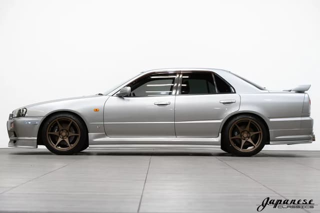 1998 Nissan Skyline JDM car for sale — photo 4 of 25