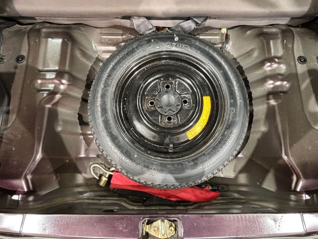 2001 Daihatsu Mira JDM car for sale — photo 23 of 25