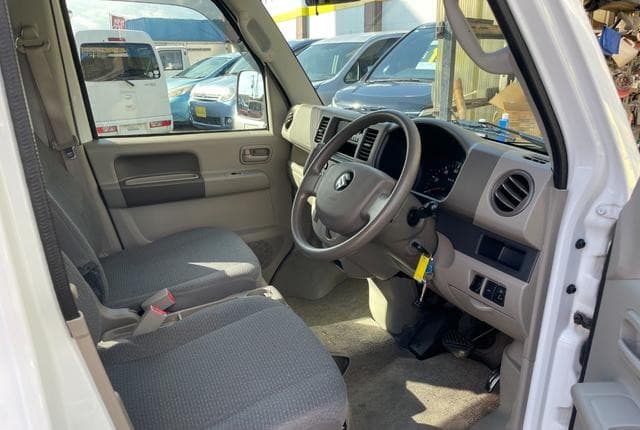 2012 Suzuki Every JDM car for sale — photo 10 of 25