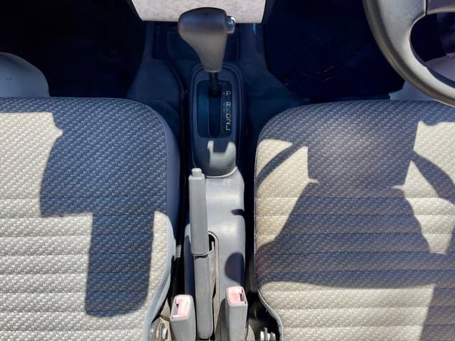 2000 Daihatsu Hijet JDM car for sale — photo 19 of 25