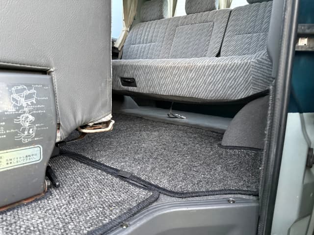1996 Mitsubishi Delica JDM car for sale — photo 6 of 25