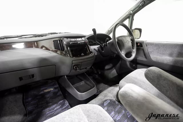 1996 Toyota Estima JDM car for sale — photo 9 of 25