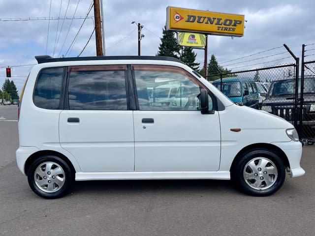 1998 Daihatsu Move JDM car for sale — photo 11 of 25