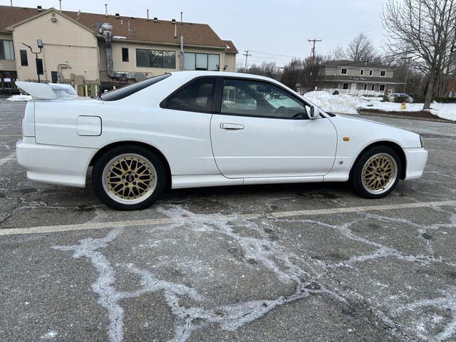 1998 Nissan Skyline JDM car for sale — photo 4 of 25